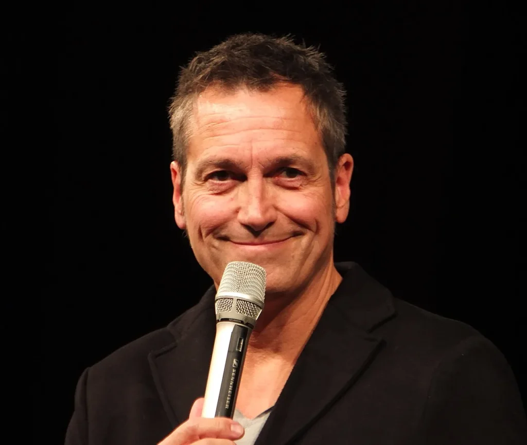 Dieter Nuhr – Portraitfoto (Wikipedia)